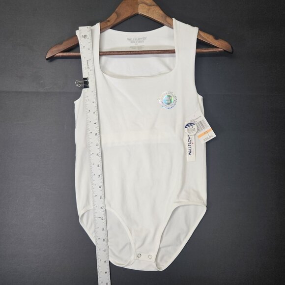 WallFlower Women's Sz S/M White Bodysuit Snap Button Square Neck W/ Inner Suppor - Picture 6 of 9